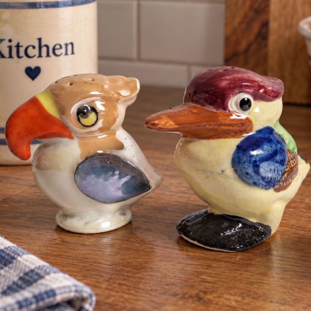 Vintage 1960s Kookaburra Bird Ceramic Salt and Pepper Shakers Japan Hand Painted